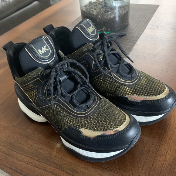 Michael Kors - Picture 3 of 7